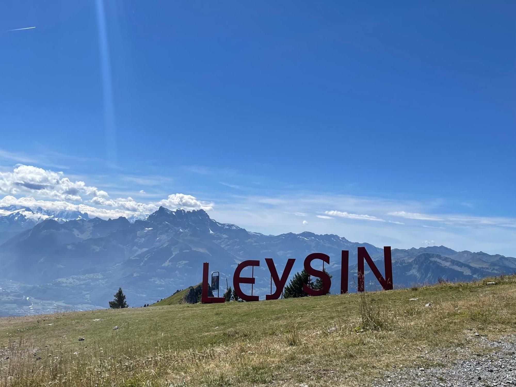 Charmant Appartement Au Vagabond Leysin Eksteriør billede